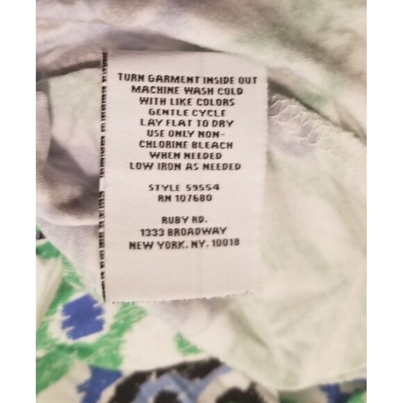 Ruby Rd Women's Tunic Top Size Large Aztec Bohemian Multicolor 3/4 Sleeve - Picture 6 of 6